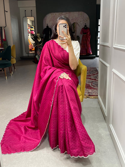 Gadhawal chex saree