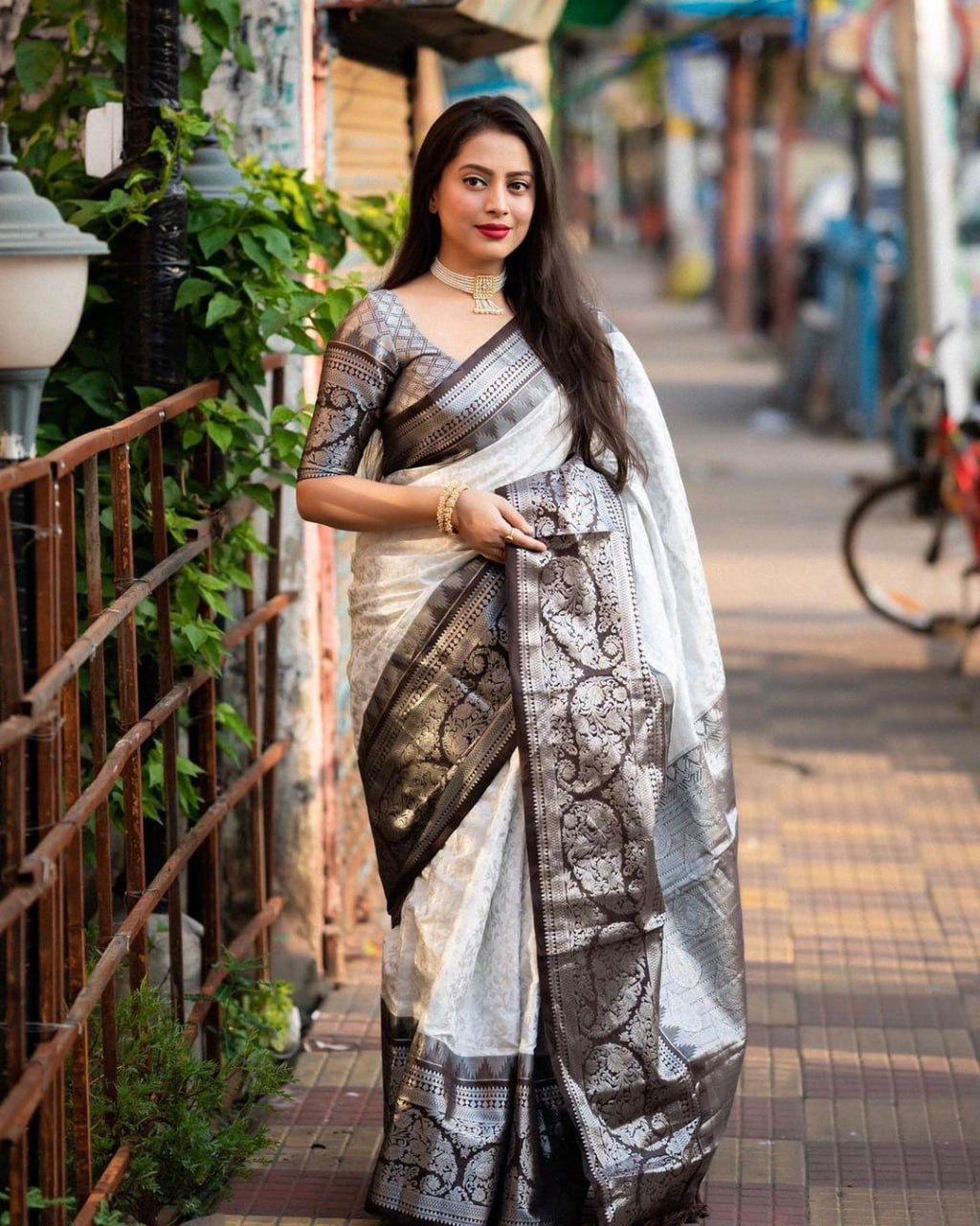 Soft lichi silk saree