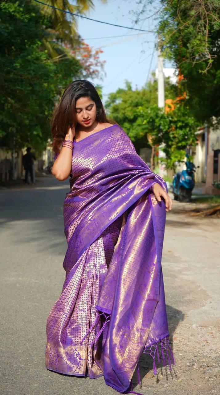 GREEN AND SILVER SHINING TISSUE SAREE - Labhyaa