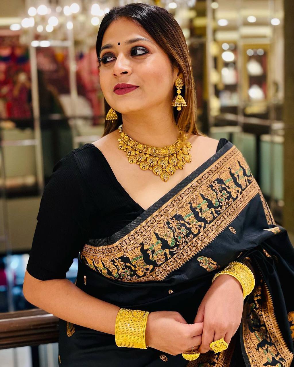 Matching Jewellery For Yellow Silk Saree 2024 | thoughtperfect.com